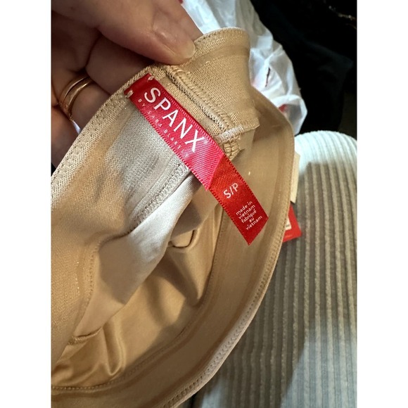 Spanx Suit Your Fancy Control High Waist Thong Small NWT Champagne Beige - Picture 6 of 7